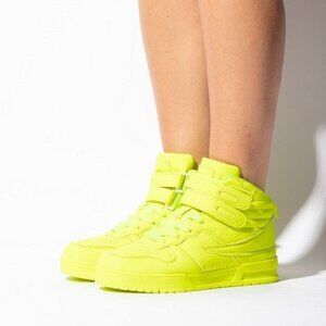 Mata High-Top Neon Sneakers